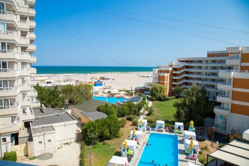 Imagen de la habitación del Hotel Ambasador Mamaia. Foto 19