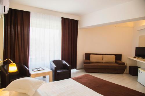 Imagen de la habitación del Hotel Ambasador Mamaia. Foto 20