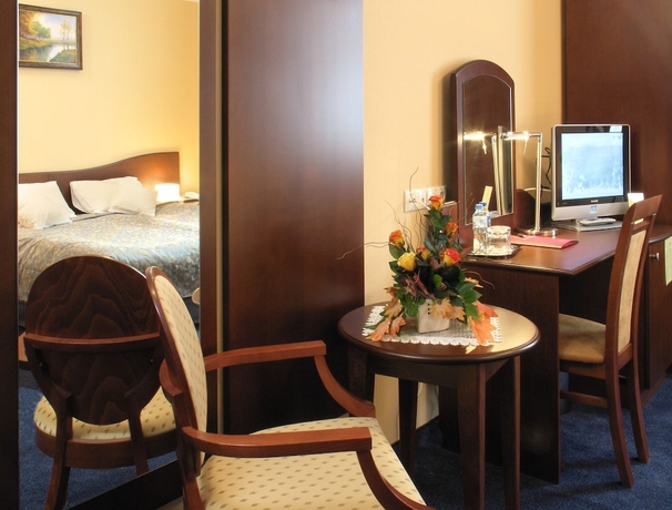 Imagen de la habitación del Hotel Ambasadorski. Foto 13