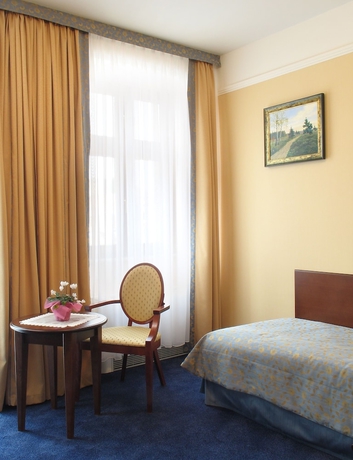 Imagen de la habitación del Hotel Ambasadorski. Foto 15