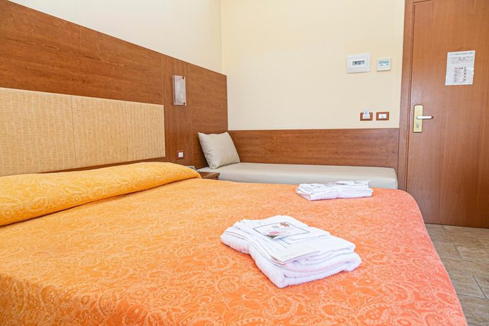 Imagen de la habitación del Hotel Ambasciatori, Bellaria-Igea Marina. Foto 6