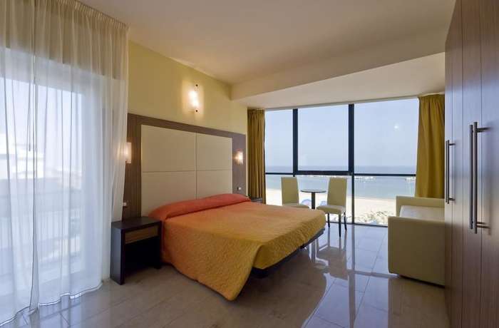 Imagen de la habitación del Hotel Ambasciatori, Bellaria-Igea Marina. Foto 15