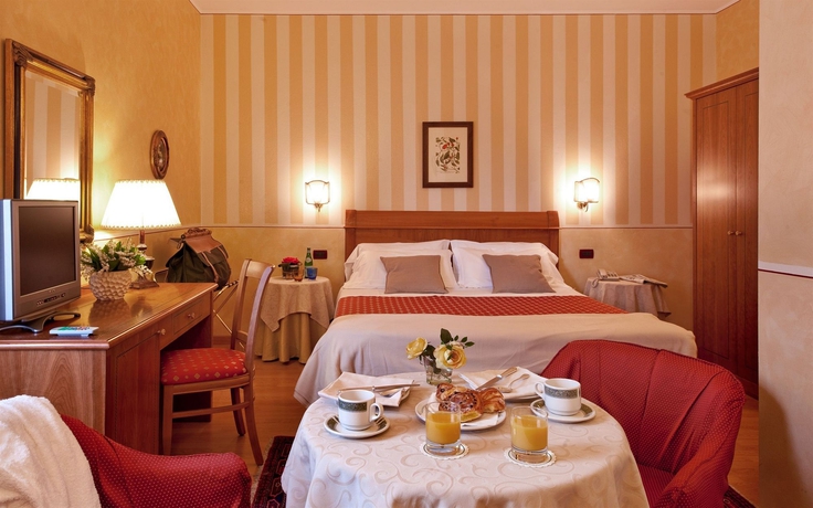 Imagen de la habitación del Hotel Ambasciatori, Brescia. Foto 7
