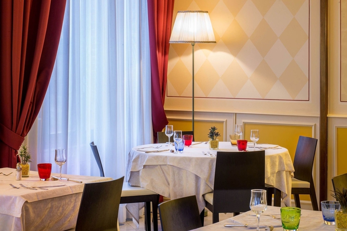 Imagen del bar/restaurante del Hotel Ambasciatori, Brescia. Foto 3