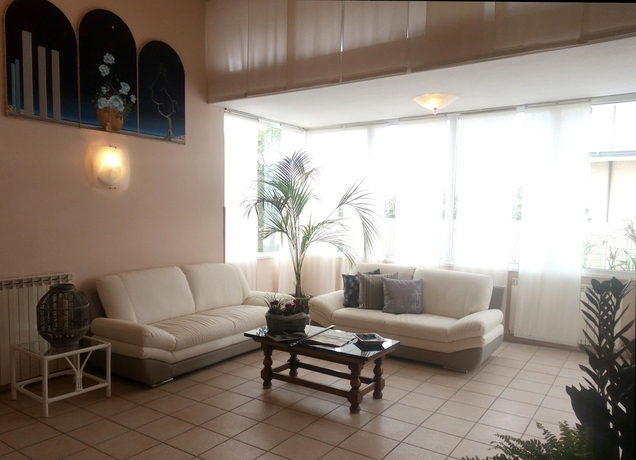 Imagen de los interiores del Hotel Ambasciatori, Marina Di Pietrasanta. Foto 16