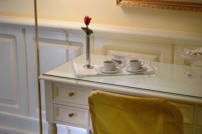 Imagen de la habitación del Hotel Ambasciatori Palace, Montecatini Terme. Foto 3