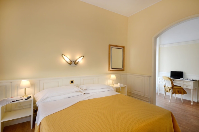Imagen de la habitación del Hotel Ambasciatori Palace, Montecatini Terme. Foto 6