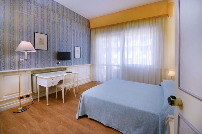 Imagen de la habitación del Hotel Ambasciatori Palace, Montecatini Terme. Foto 12