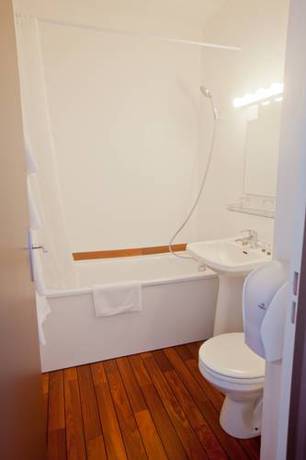 Imagen de la habitación del Hotel Ambassadeur - Cherbourg Port De Plaisance. Foto 5