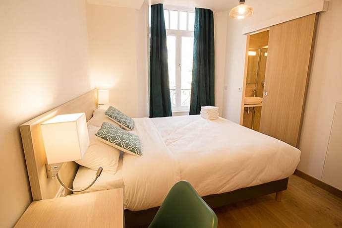 Imagen de la habitación del Hotel Ambassadeur, Lille. Foto 9