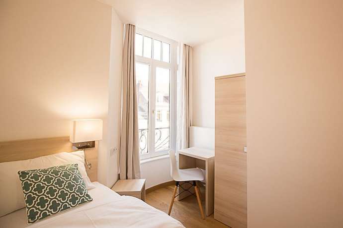 Imagen de la habitación del Hotel Ambassadeur, Lille. Foto 12