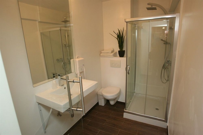 Imagen de la habitación del Hotel Ambassadeur, Ostende. Foto 6