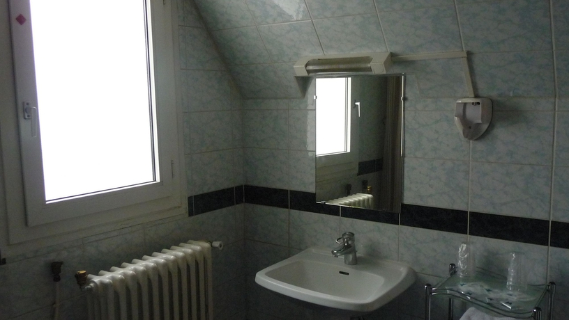 Imagen de la habitación del Hotel Ambassadeur, Palacio de Congresos. Foto 6