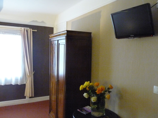 Imagen de la habitación del Hotel Ambassadeur, Palacio de Congresos. Foto 8