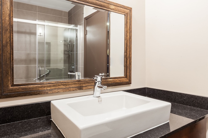 Imagen de la habitación del Hotel Ambassadeur, Quebec City. Foto 14