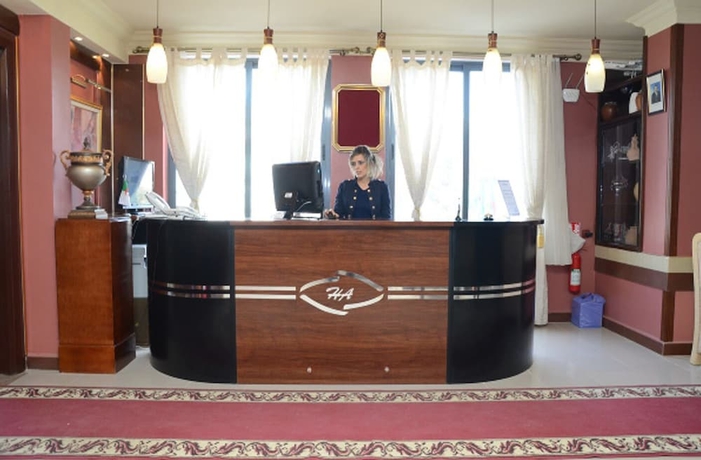 Imagen de los interiores del Hotel Ambassadeurs Oran. Foto 19