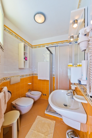 Imagen de la habitación del Hotel Ambassador, Bibione. Foto 2