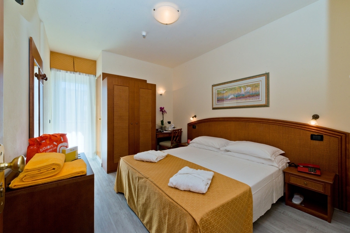 Imagen de la habitación del Hotel Ambassador, Bibione. Foto 7