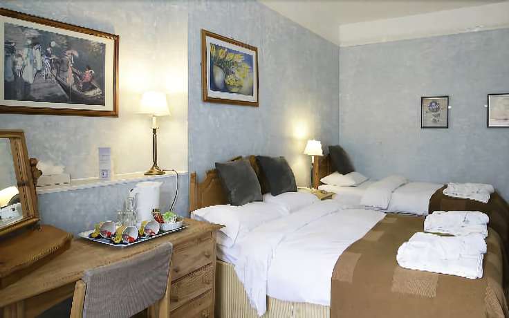 Imagen de la habitación del Hotel Ambassador, Brighton. Foto 7