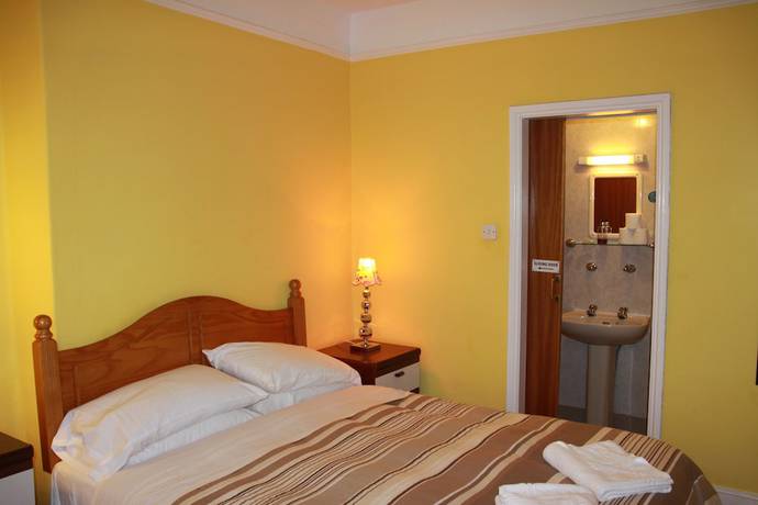 Imagen de la habitación del Hotel Ambassador, Brighton. Foto 10