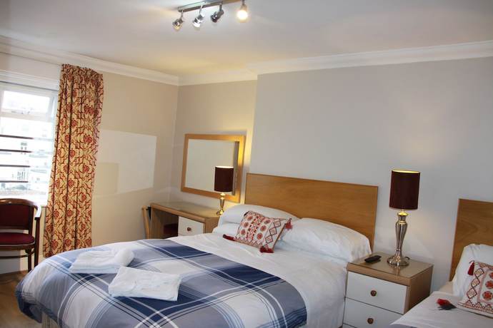 Imagen de la habitación del Hotel Ambassador, Brighton. Foto 14