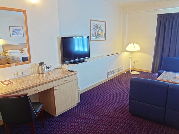 Imagen de los interiores del Hotel Ambassador, Bur Dubai. Foto 13