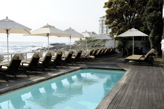 Imagen de la piscina del Hotel Ambassador, Cape Town. Foto 14
