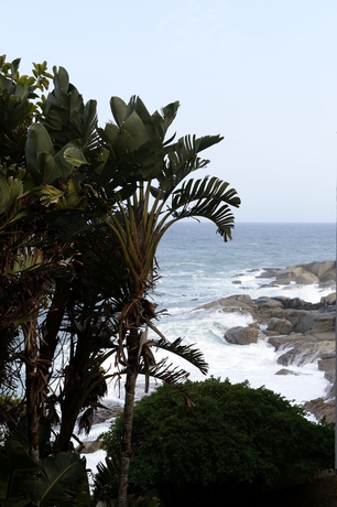 Imagen de los exteriores del Hotel Ambassador, Cape Town. Foto 10