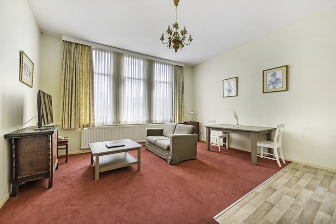 Imagen de la habitación del Hotel Ambassador City Centre. Foto 17