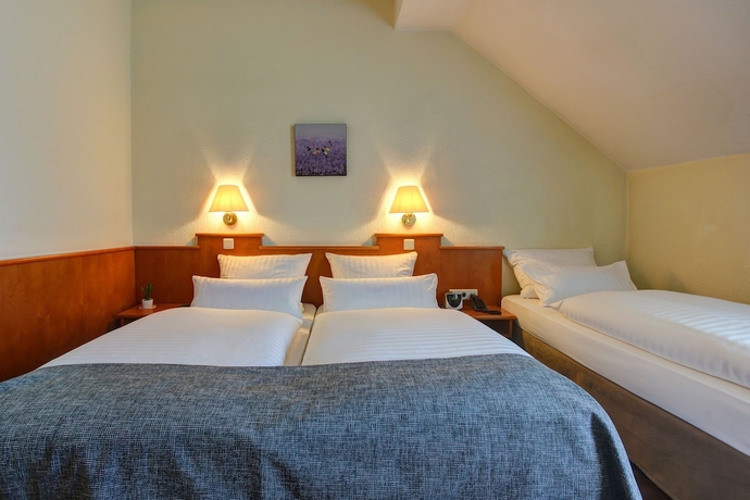 Imagen de la habitación del Hotel Ambassador Duesseldorf. Foto 8