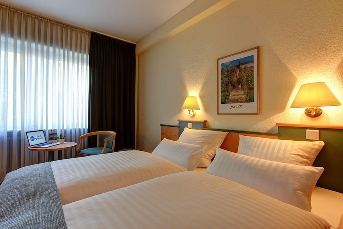 Imagen de la habitación del Hotel Ambassador Duesseldorf. Foto 15