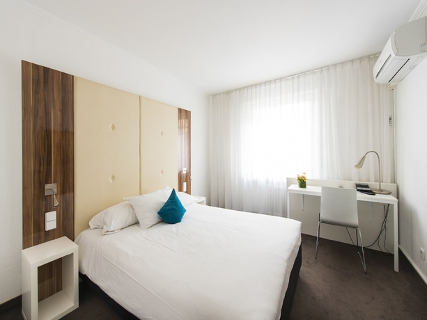 Imagen de la habitación del Hotel Ambassador Frankfurt. Foto 3