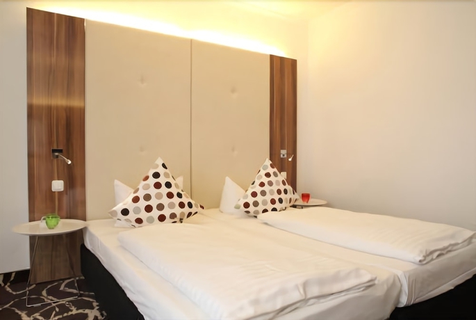 Imagen de la habitación del Hotel Ambassador Frankfurt. Foto 5