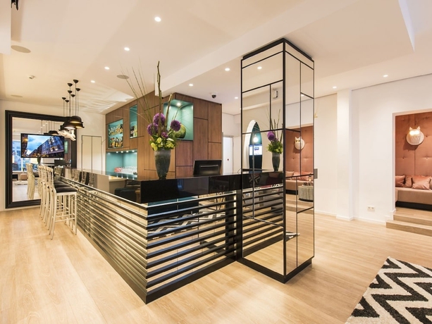 Imagen de los interiores del Hotel Ambassador Frankfurt. Foto 19