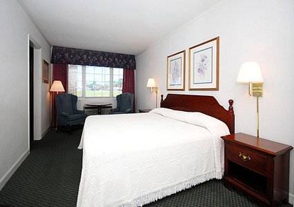 Imagen de la habitación del Hotel Ambassador Inn, FAYETTEVILLE. Foto 3
