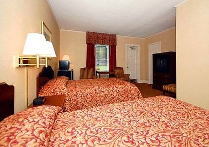 Imagen de la habitación del Hotel Ambassador Inn, FAYETTEVILLE. Foto 4