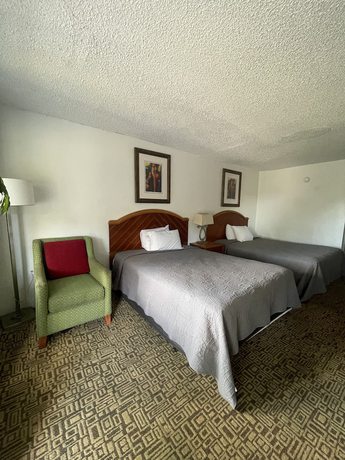 Imagen de la habitación del Hotel Ambassador Inn, Kissimmee. Foto 3