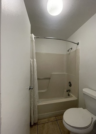 Imagen de la habitación del Hotel Ambassador Inn, Kissimmee. Foto 8