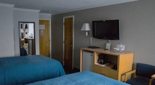 Imagen de la habitación del Hotel Ambassador Inn and Suites. Foto 6
