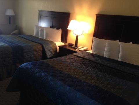 Imagen de la habitación del Hotel Ambassador Inn and Suites Tuscaloosa. Foto 4