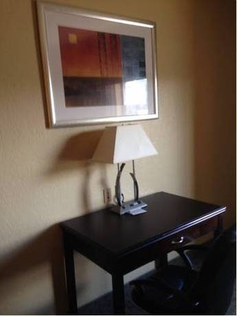 Imagen de la habitación del Hotel Ambassador Inn and Suites Tuscaloosa. Foto 8