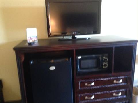 Imagen de la habitación del Hotel Ambassador Inn and Suites Tuscaloosa. Foto 11