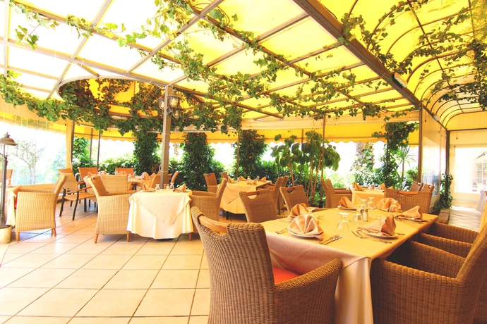 Imagen del bar/restaurante del Hotel Ambassador, JERUSALEM. Foto 2