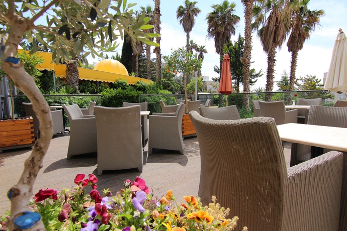 Imagen del bar/restaurante del Hotel Ambassador, JERUSALEM. Foto 5