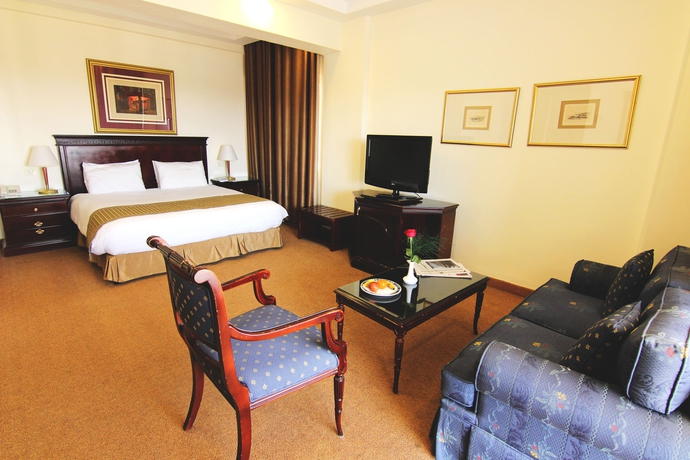 Imagen de la habitación del Hotel Ambassador, JERUSALEM. Foto 8