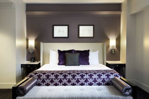 Imagen de la habitación del Hotel Ambassador Kansas City, Autograph Collection. Foto 4