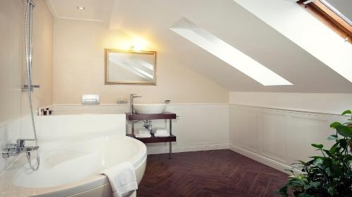 Imagen general del Hotel Ambassador, Kosice. Foto 3