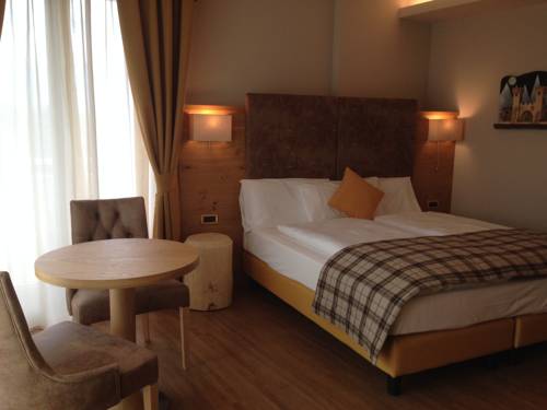 Imagen de la habitación del Hotel Ambassador, Levico Terme. Foto 11