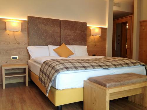 Imagen de la habitación del Hotel Ambassador, Levico Terme. Foto 12