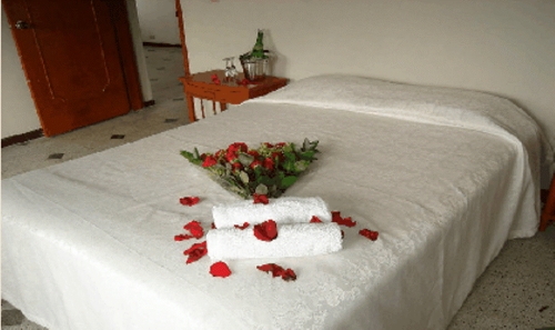 Imagen de la habitación del Hotel Ambassador Medellin. Foto 2